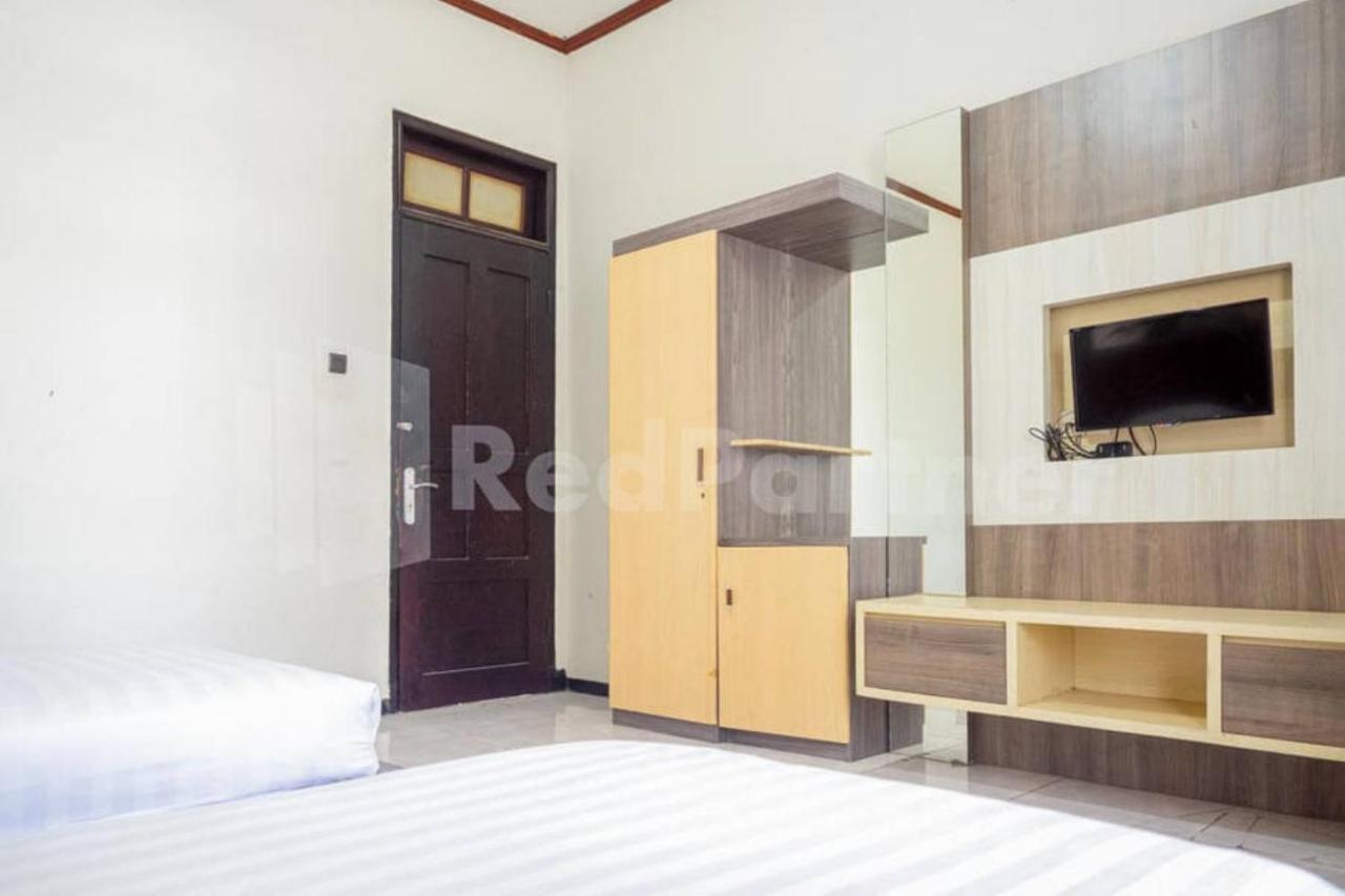 My Hommy Homestay Mitra Reddoorz Surabaja Exteriér fotografie